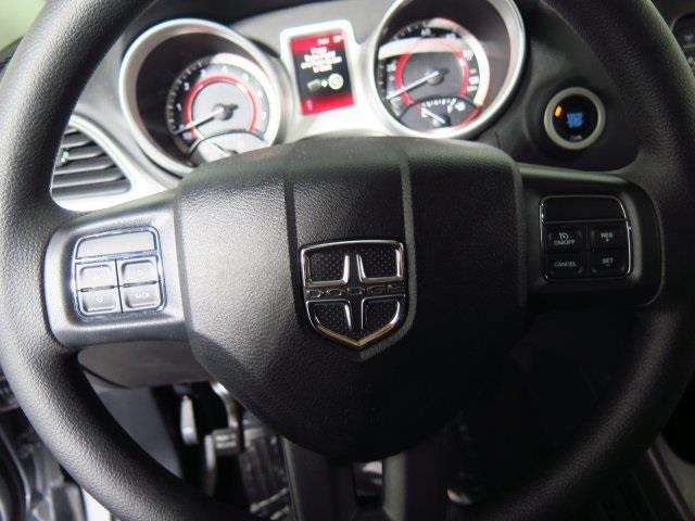 Dodge Journey 2017 photo 16